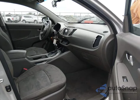 2013 Kia Sportage Lx z USA, uszkodzony, nr VIN KNDPB3A26D7488409